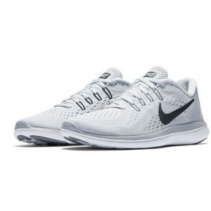 Grey Nike Women's Flex 2017 RN Running Shoes